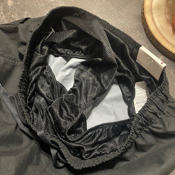 🆕 Mens Old Navy Black Swim Trunks - Size S - Picture 9 of 9